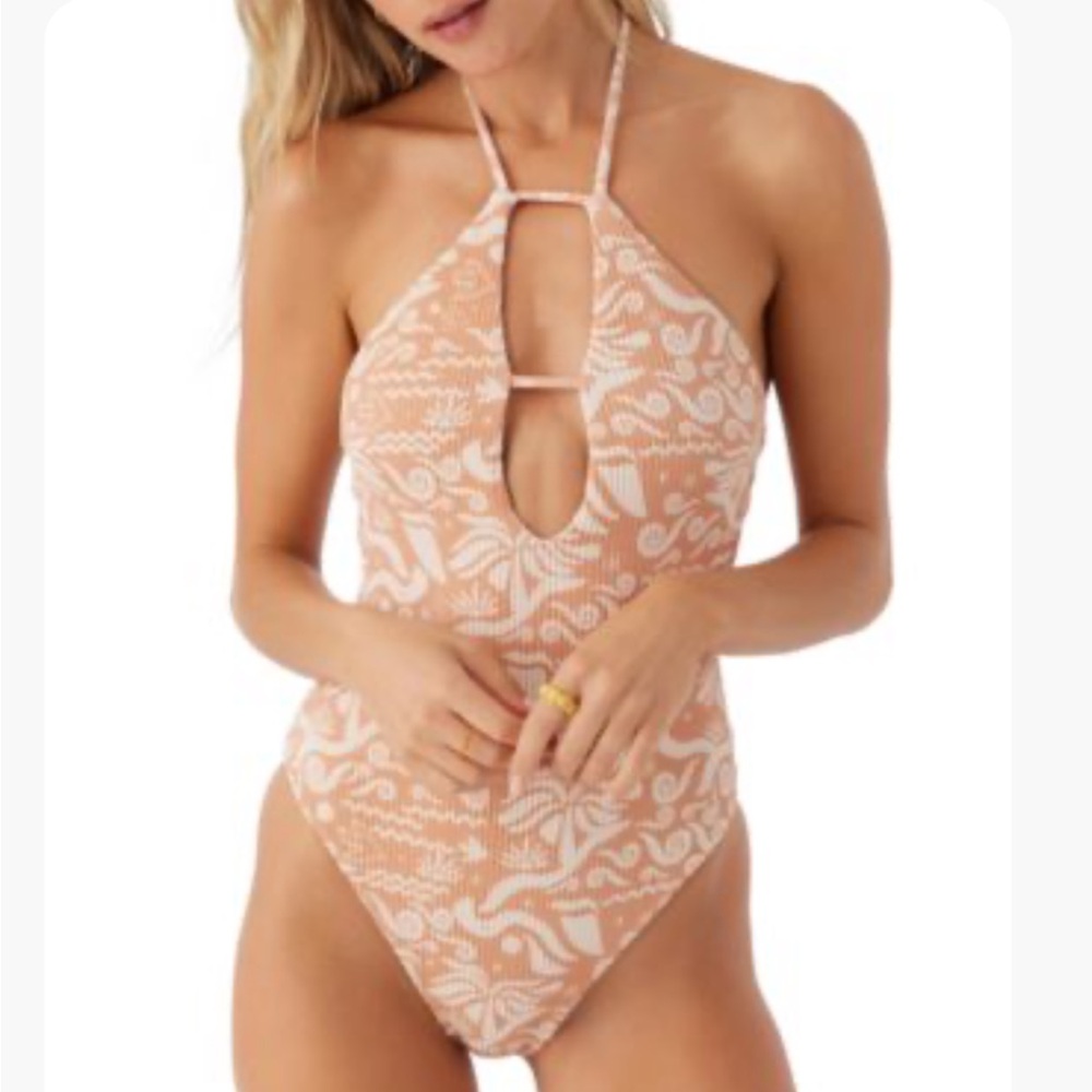 NWT O’Neill One-Piece Swimsuit in Peach Floral Print